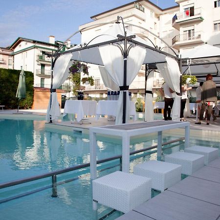 Ute Hotel Lido di Jesolo Esterno foto