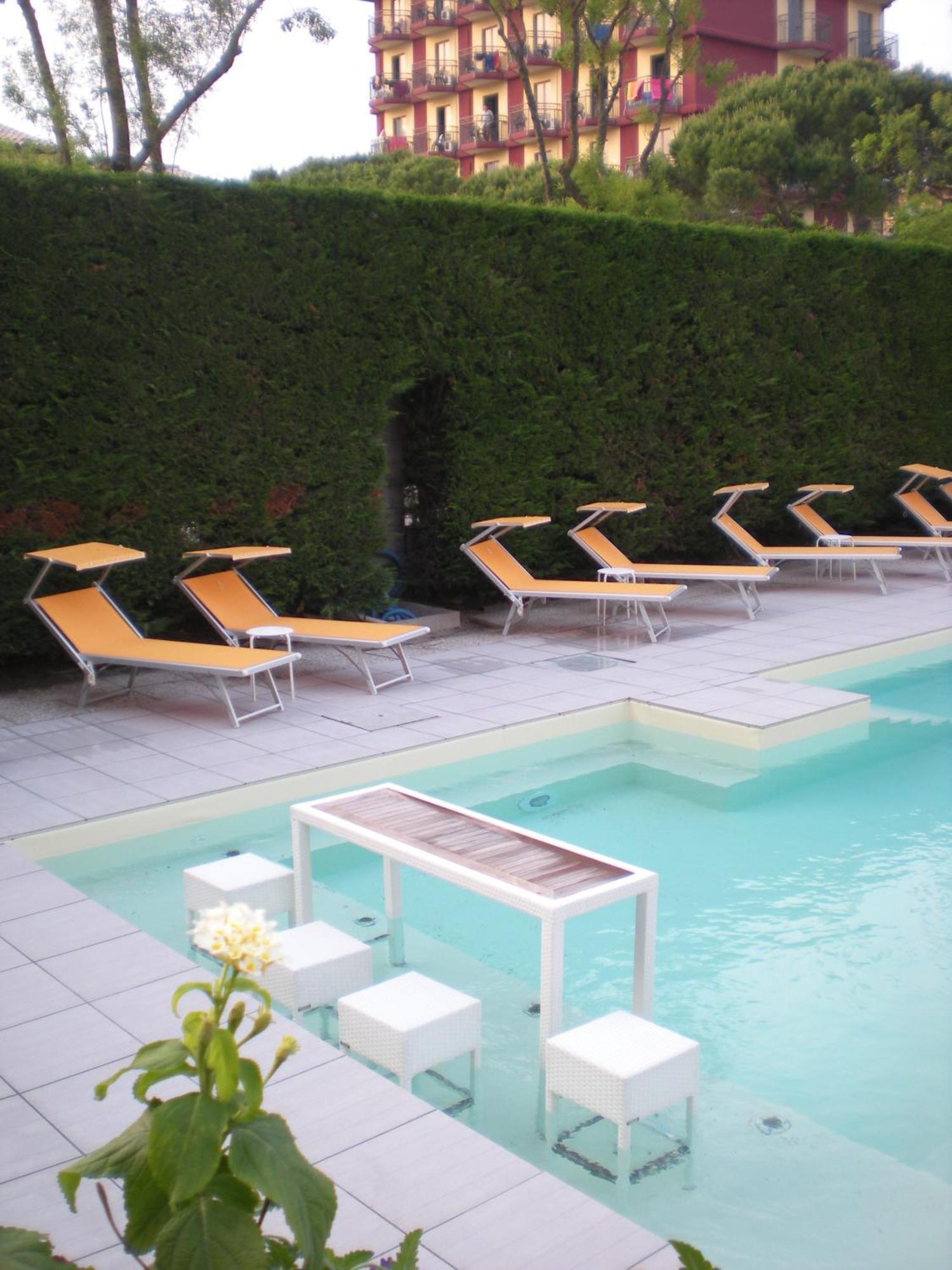 Ute Hotel Lido di Jesolo Esterno foto