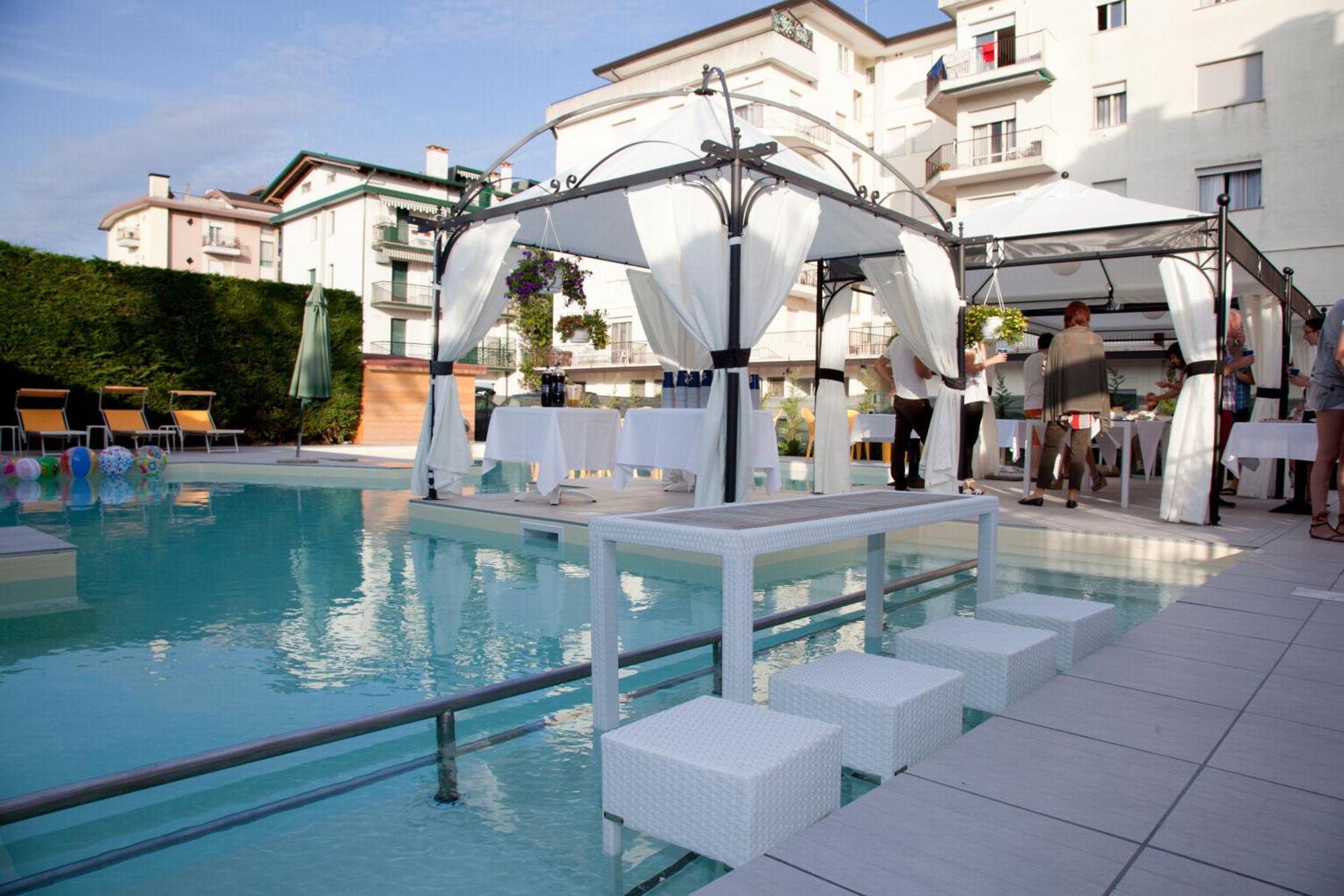 Ute Hotel Lido di Jesolo Esterno foto
