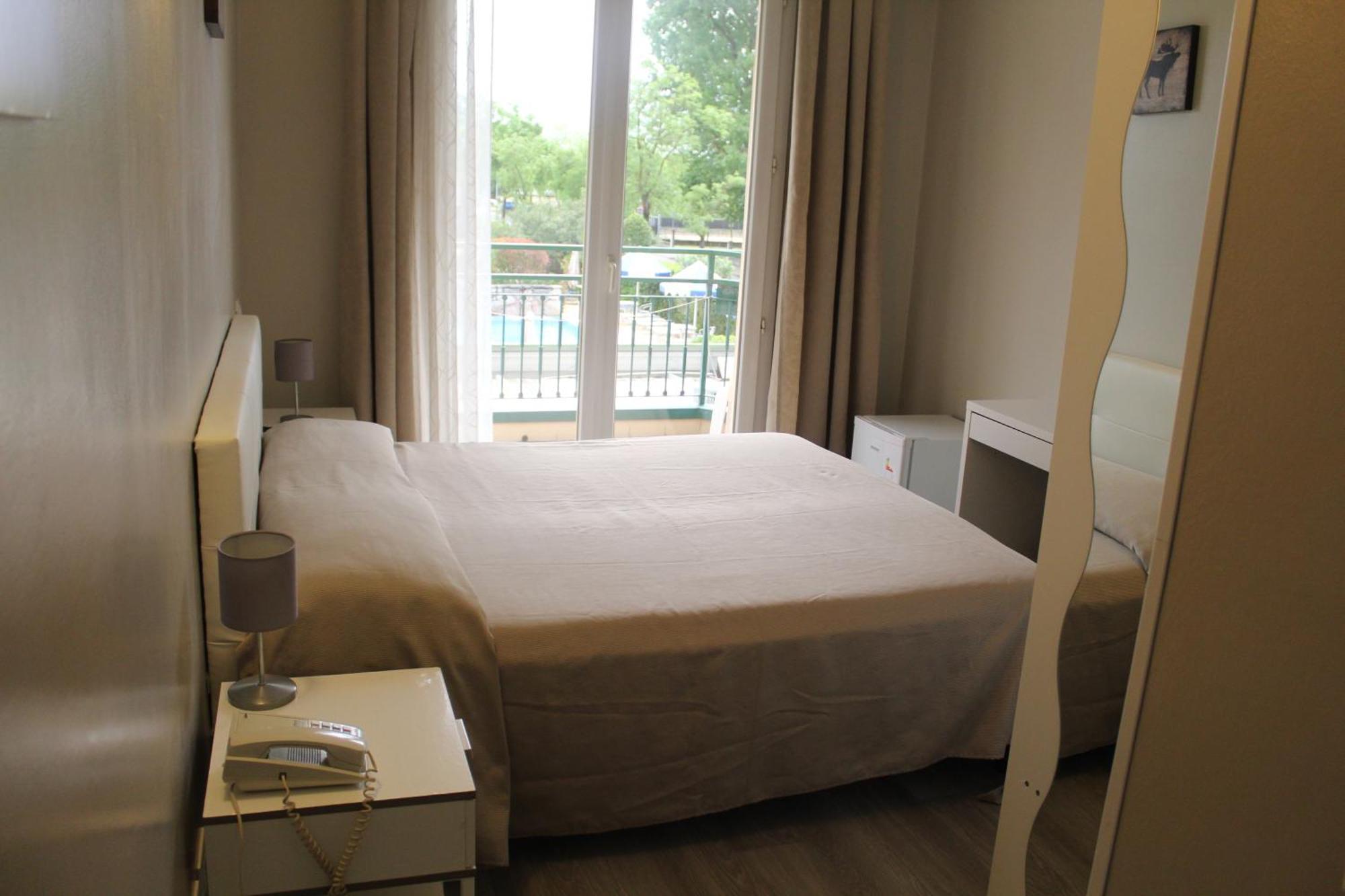 Ute Hotel Lido di Jesolo Esterno foto